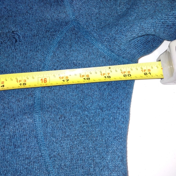 Northface jacket 💙💙 - Picture 8 of 8